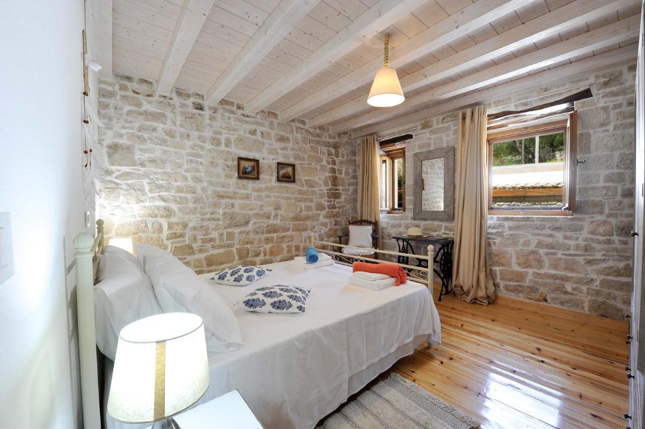 Leonora House By Paxosretreats Villa Arvanitakeika Bagian luar foto