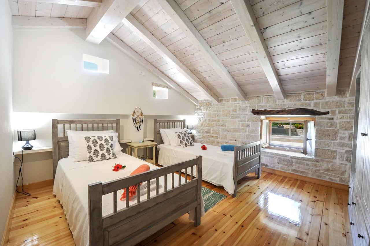 Leonora House By Paxosretreats Villa Arvanitakeika Bagian luar foto